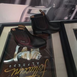 Linea De Oro Kids Boots